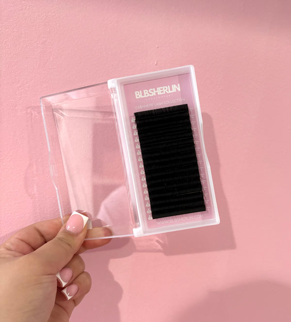 .05 Ca$hmere lashes